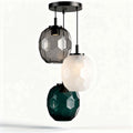 driehoekige hanglamp met gesatineerde en glazen onderdelen 25 x 25 x 50cm